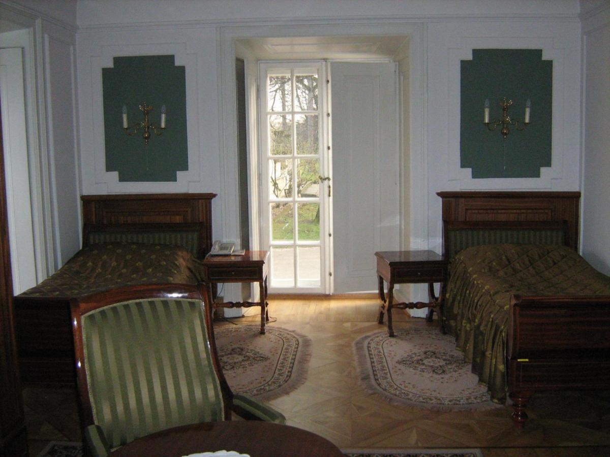 Hotel Butikowy Palac Jablonna Екстер'єр фото